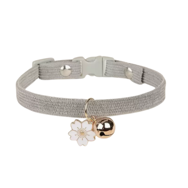 Collar Gris Para Mascotas Con Colgante Floral Y Campana